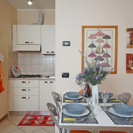 Apartment Messaga